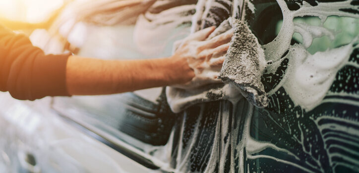 Jak poprawnie myć samochód?